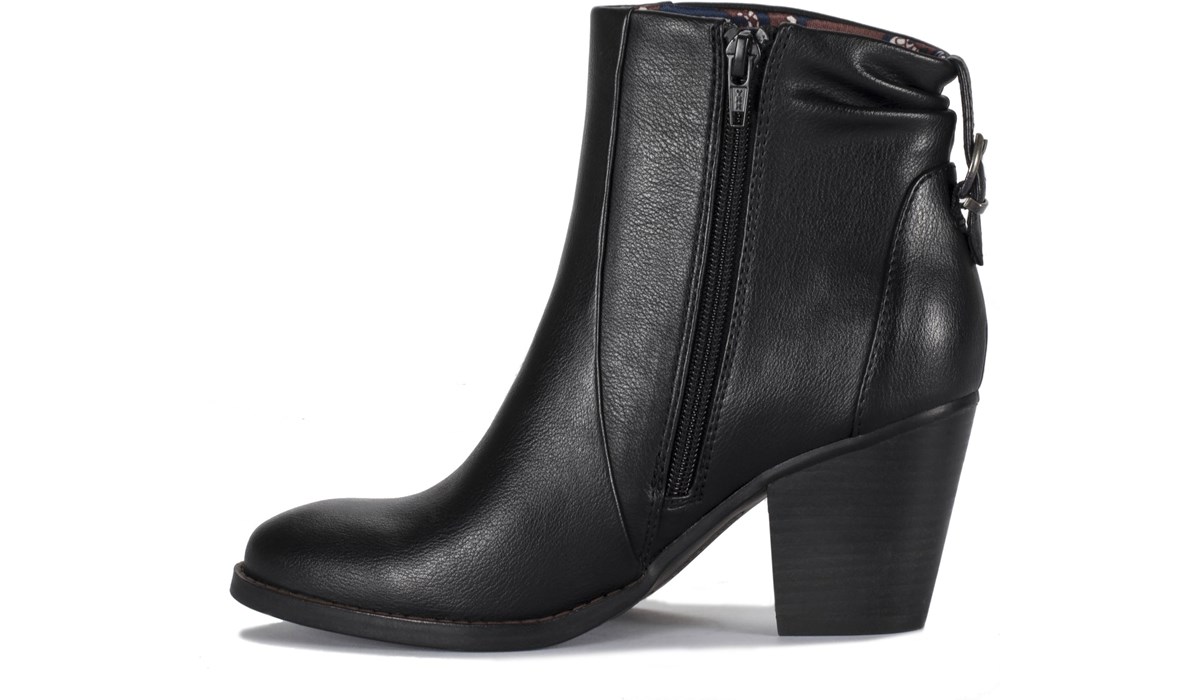 baretraps charee boots