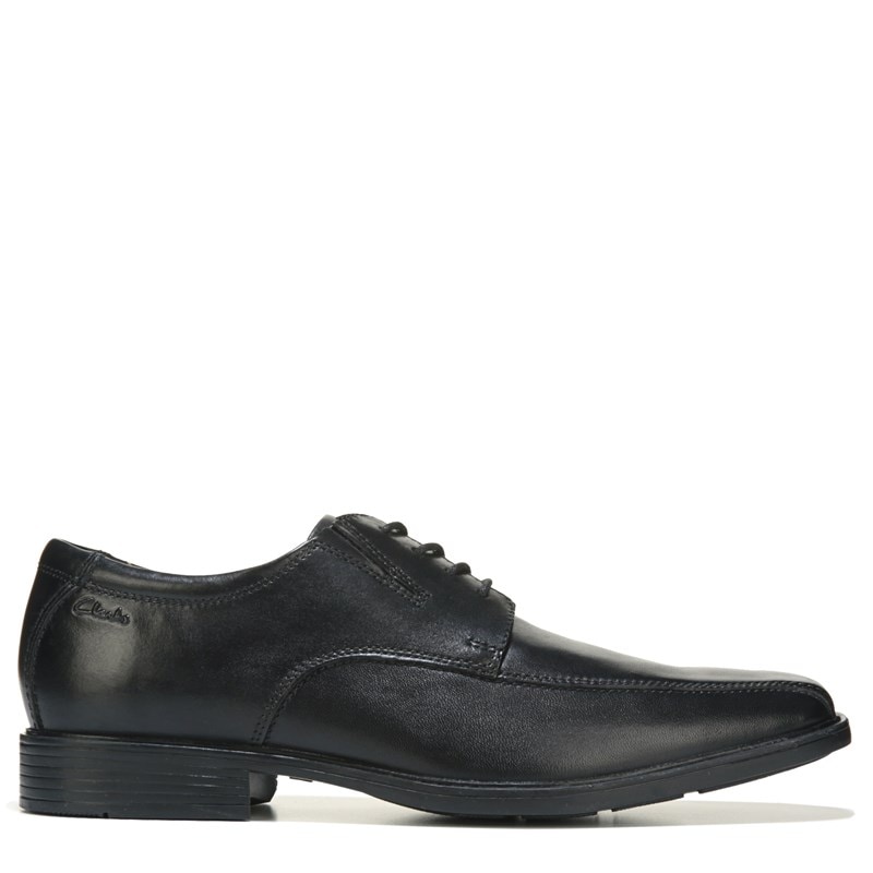 Clarks Men's Tilden Walk Bicycle Toe Oxford Shoes (Black) - Size 10.0 W