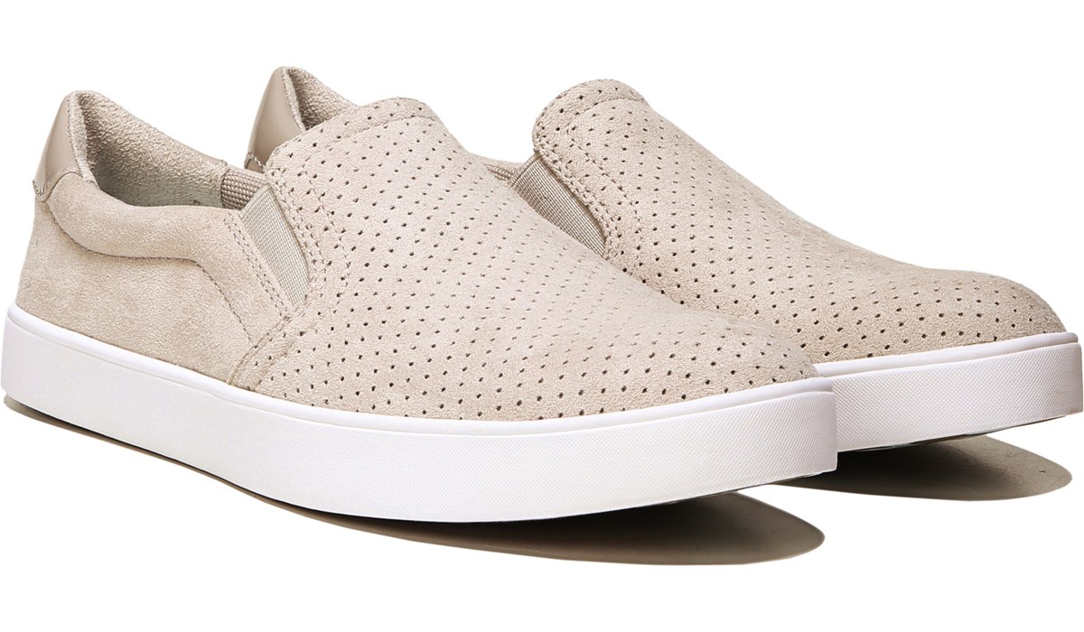 dr scholl's slip on tennis shoes