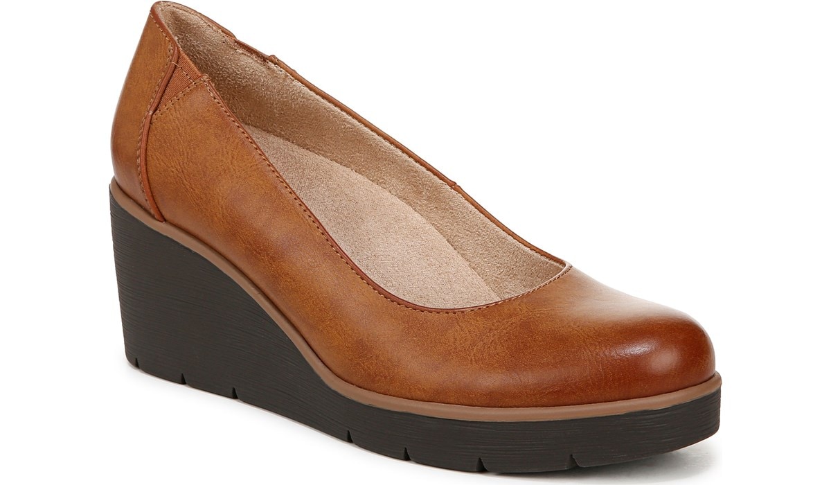 SOUL Naturalizer Women s About Time Wedge Pump Famous Footwear