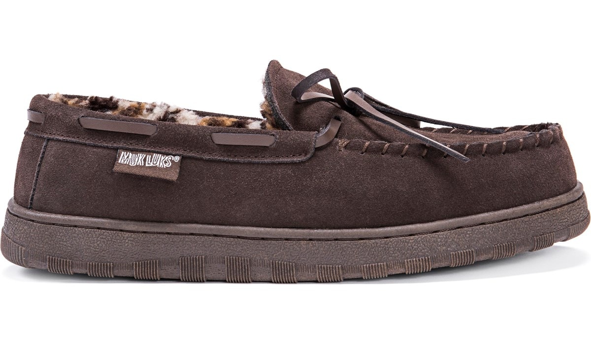 famous footwear mens slippers