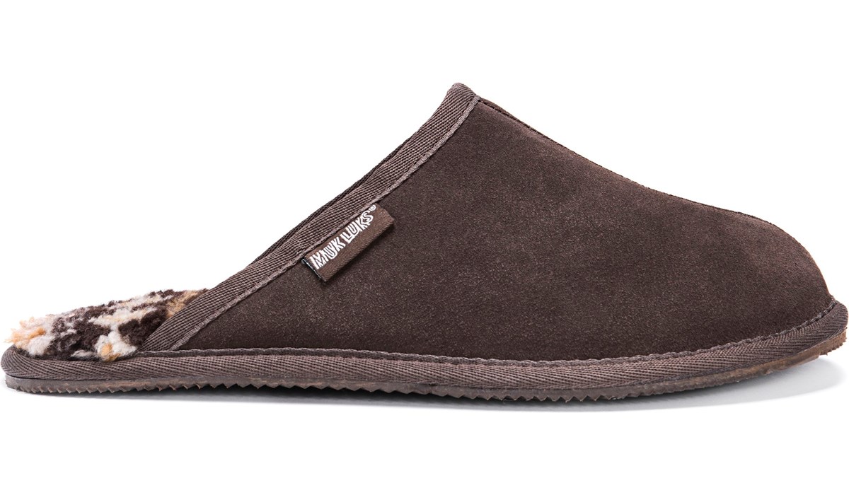 famous footwear mens slippers