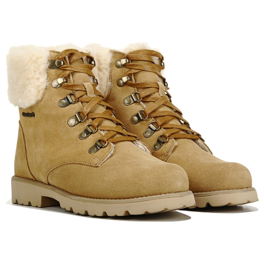 Bearpaw hotsell famous footwear