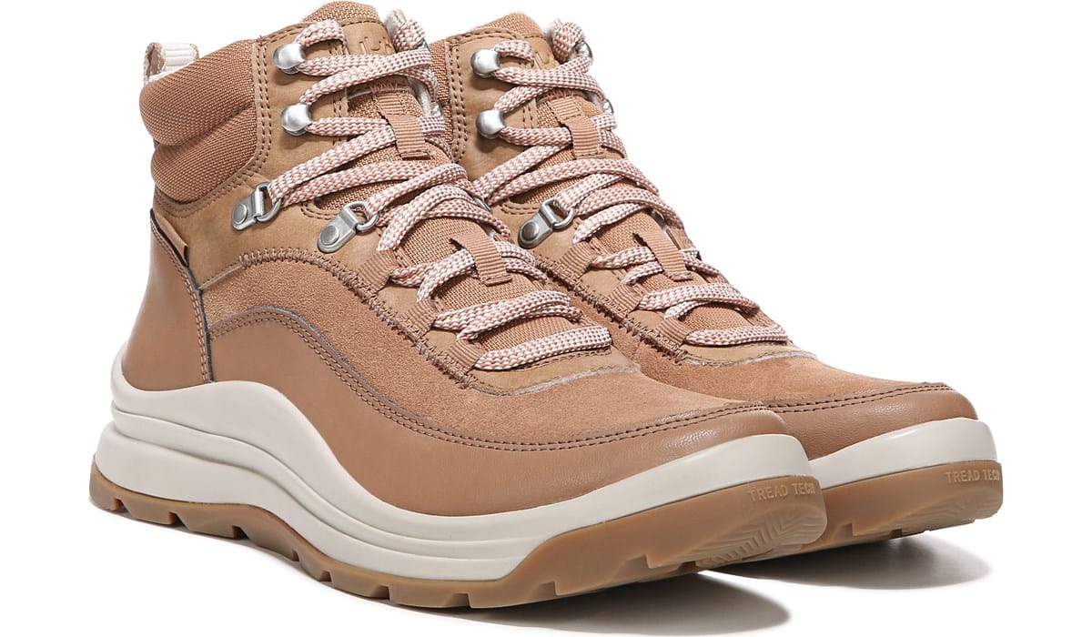 hiking boots store