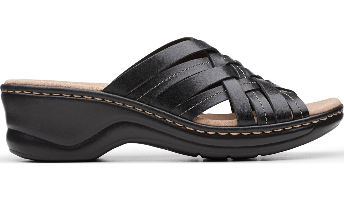 clarks sandals black