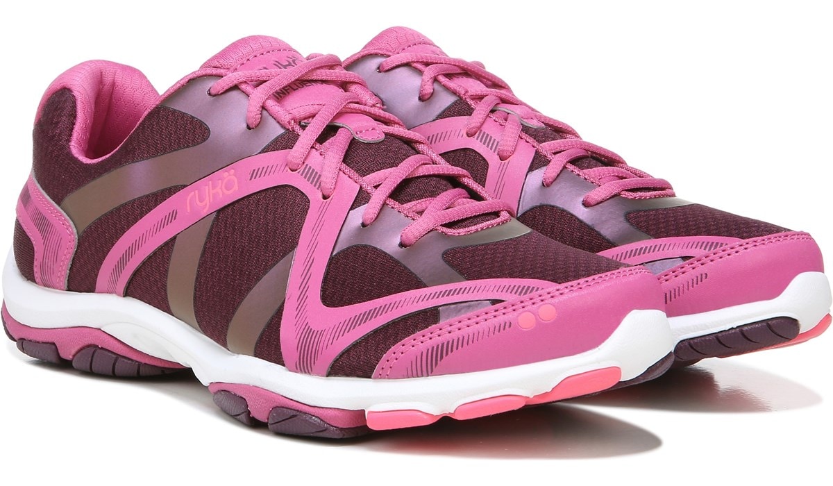 wide cross training shoes womens