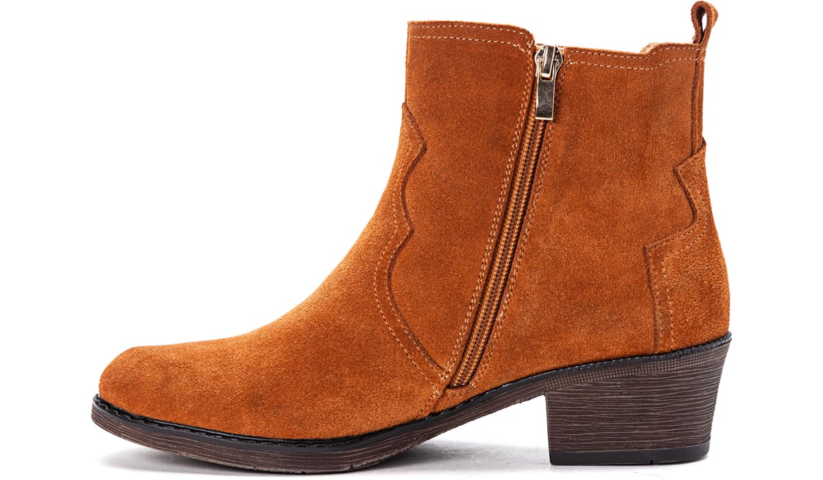 slim block heel leather boots