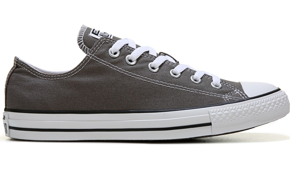 converse low cut black