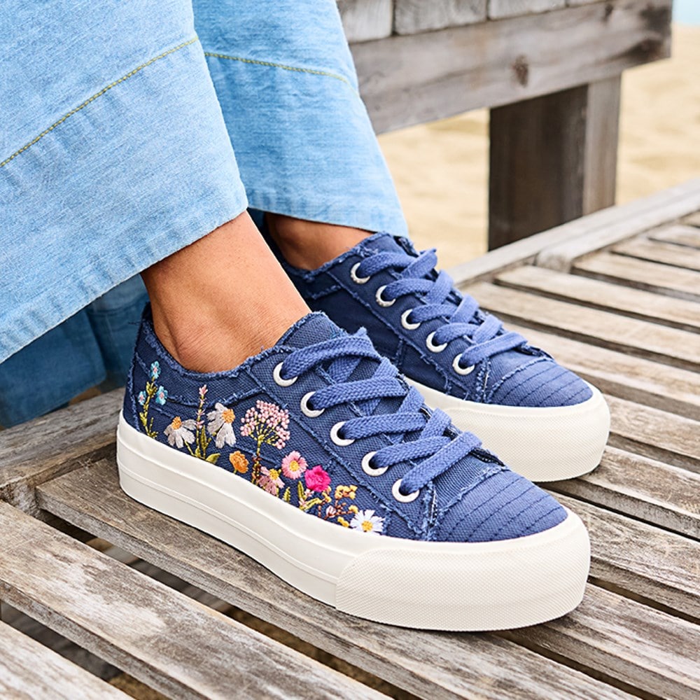 Blowfish Malibu Women's Sadie-Sun Platform Sneaker | Famous