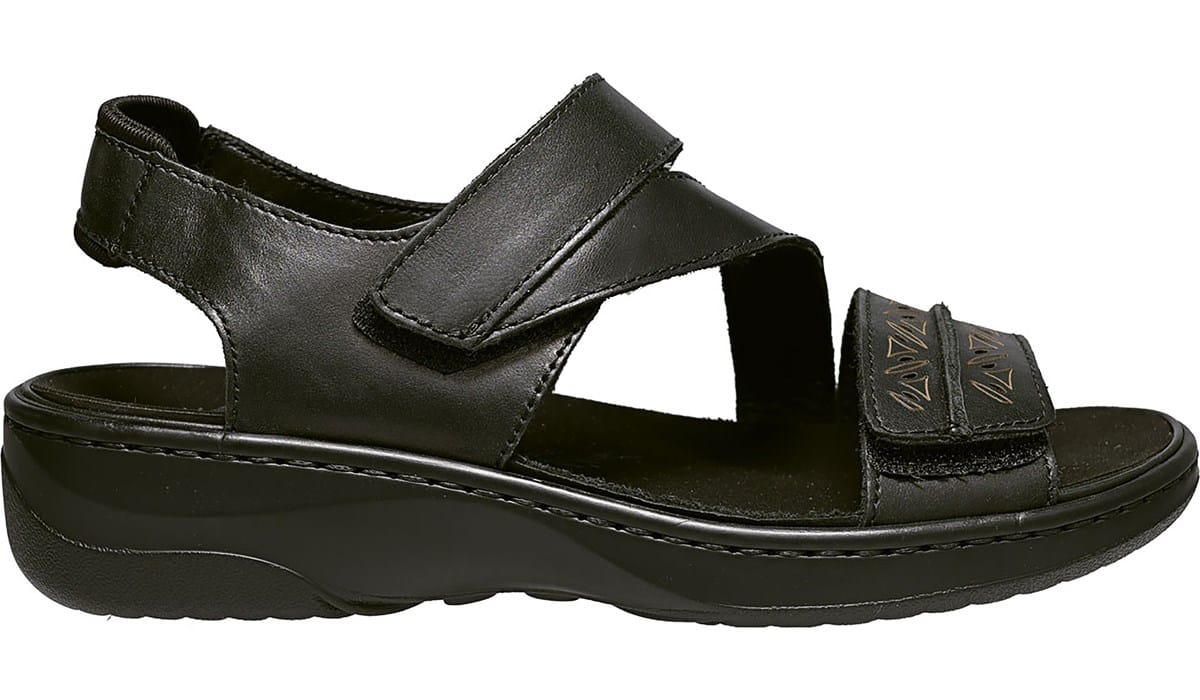 Kenneth Cole Unlisted Men's Half Time 