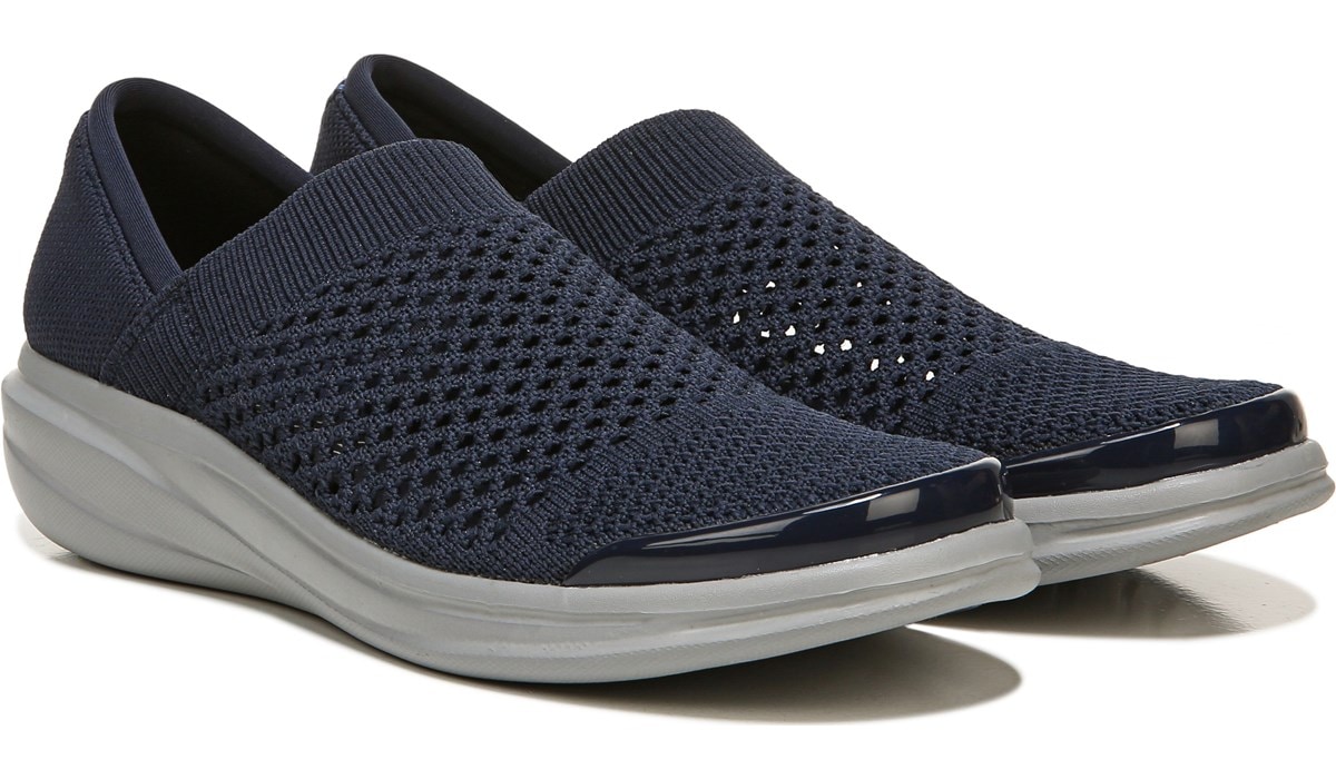 Bzees Women's Charlie Knit Medium/Wide Slip On Famous Footwear