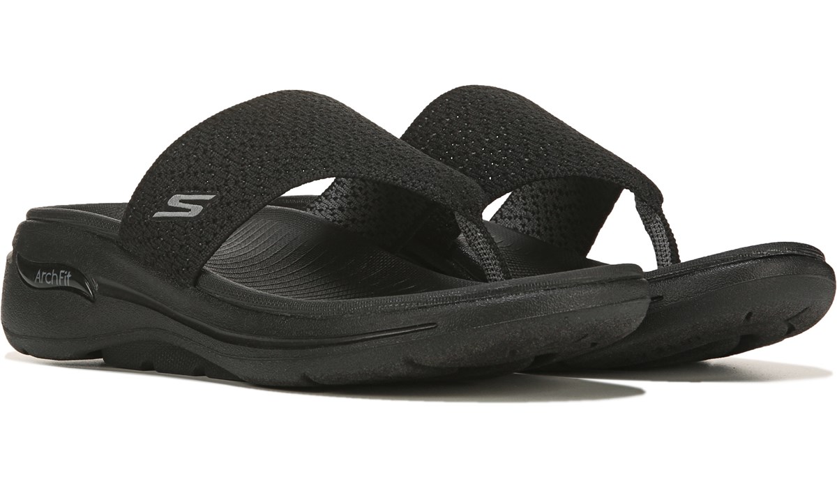 famous footwear skechers flip flops