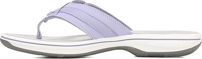 Clarks Women's Breeze Sea Cloudsteppers Flip Flop Sandal | Famous Footwear