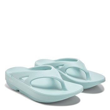 OOFOS Women's OOriginal Flip Flop Sandal | Famous Footwear