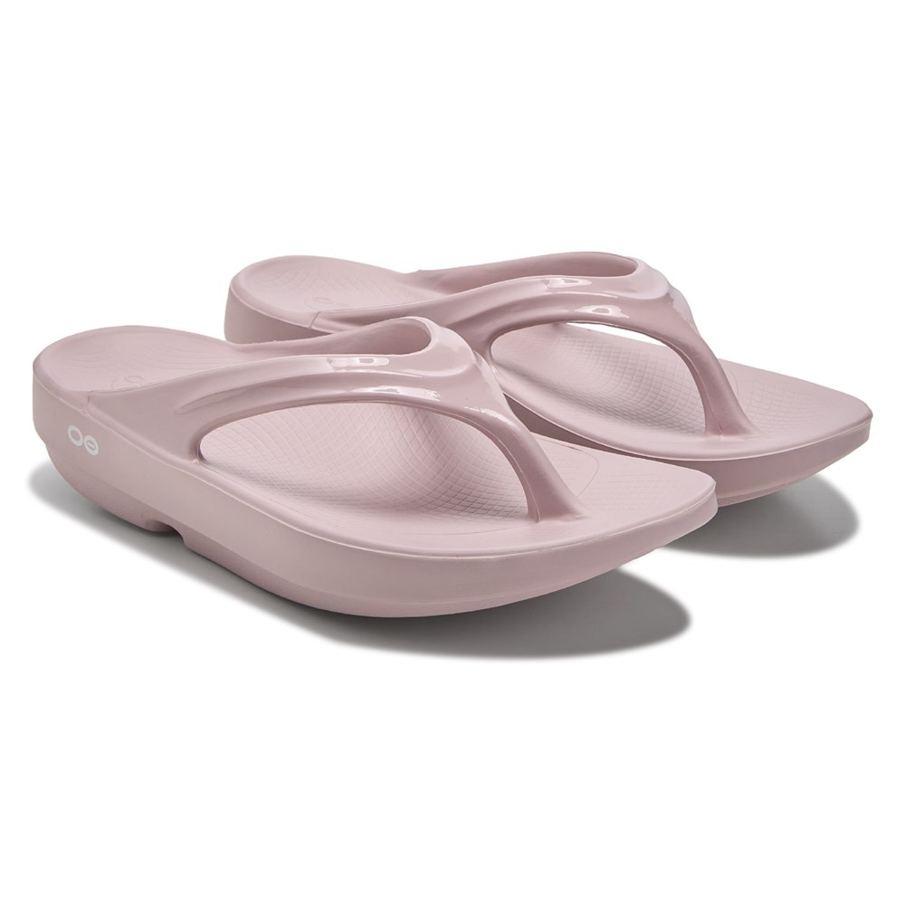 OOFOS Women's OOlala Luxe Flip Flop Sandal | Famous Footwear