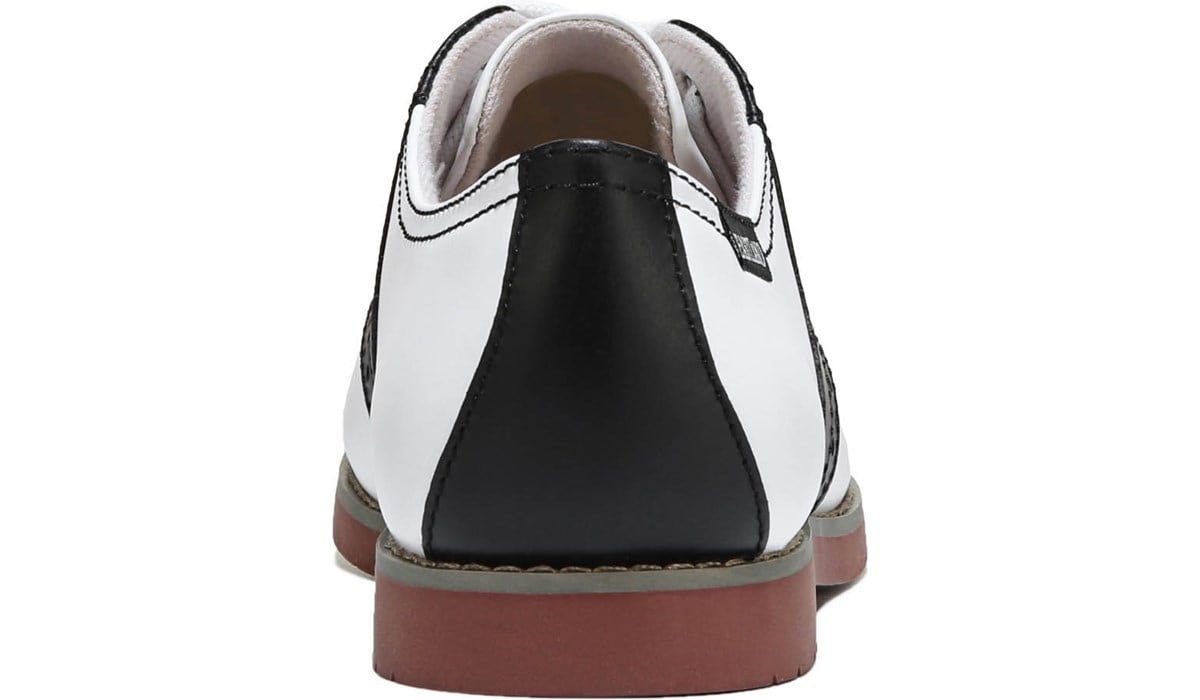 eastland saddle oxford shoes