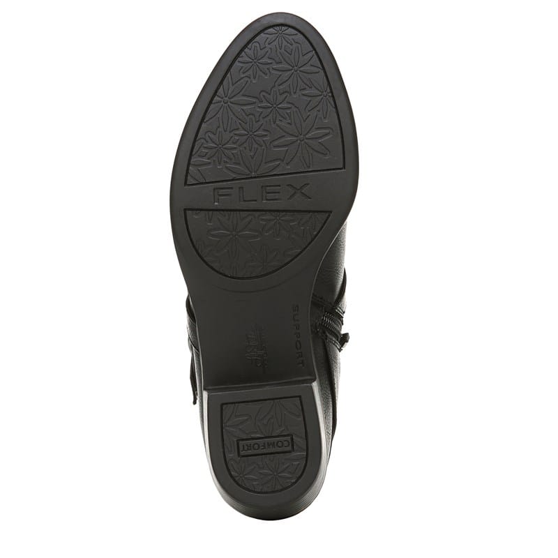 Adley Medium/Wide Bootie | Famous Footwear