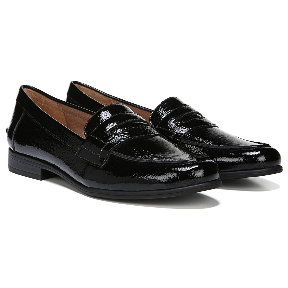 Famous footwear lifestride top