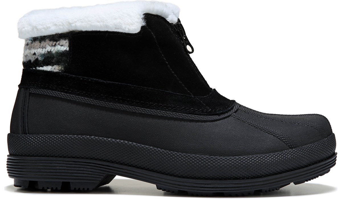 winter boots in wide sizes