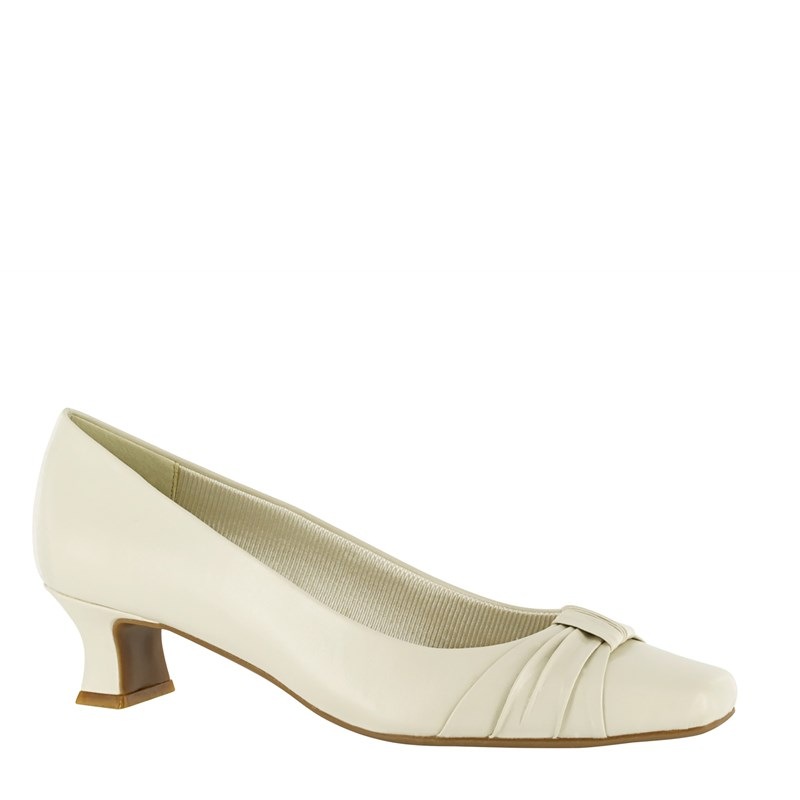Womens Easy Street Waive Classic Pumps