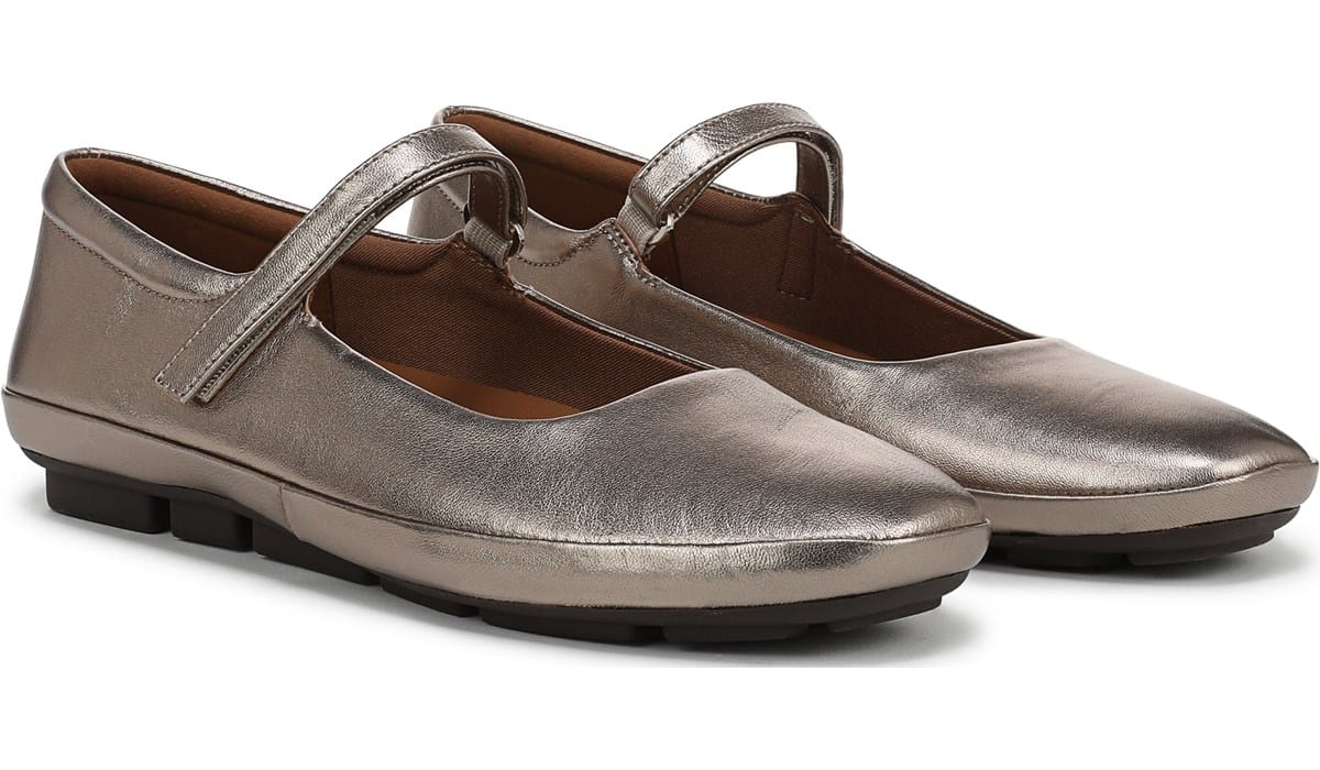 Naturalizer Women's Behold 2 Mary Jane | Famous Footwear