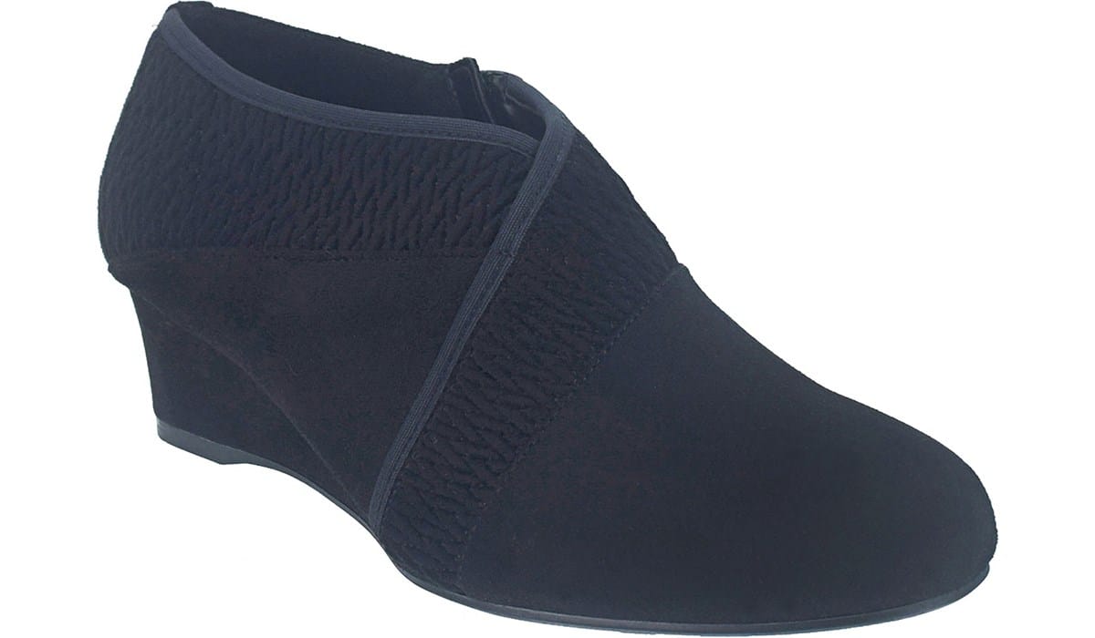 Impo Women's Glamia Wedge Bootie 