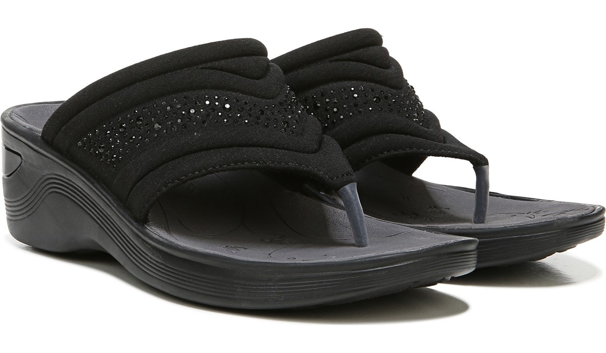 wide flip flops womens