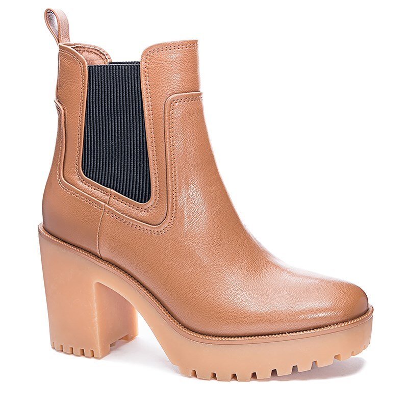 Chinese Laundry Women's Good Day Block Heel Chelsea Boots - Size
