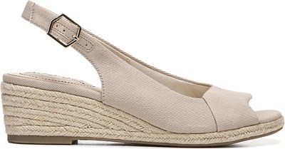 socialite espadrille lifestride
