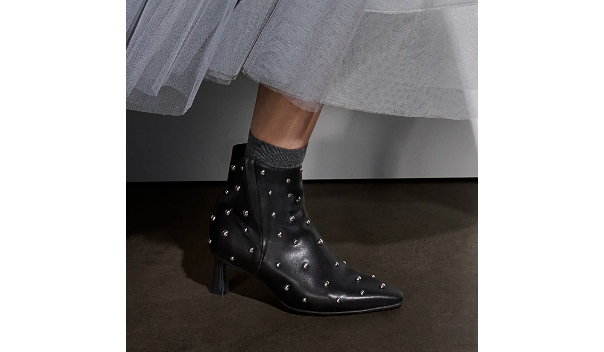 Naturalizer Women's Deesha Bootie Famous Footwear