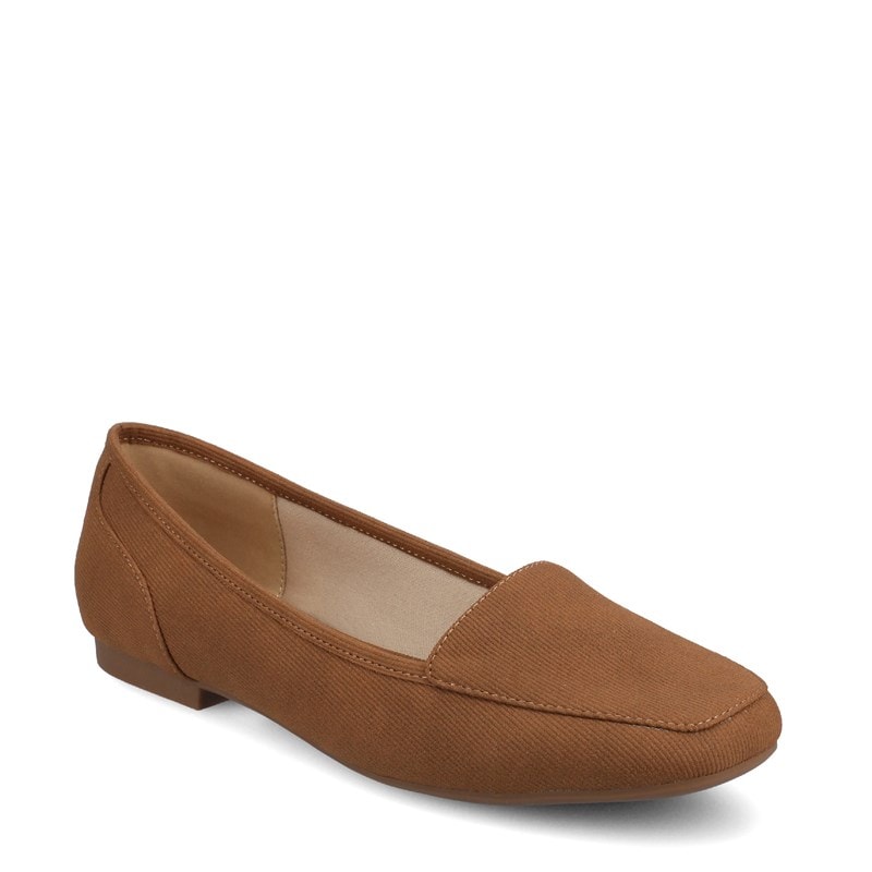Journee Women's Noelia Medium/Wide Loafers (Tan) - Size 8.5 W