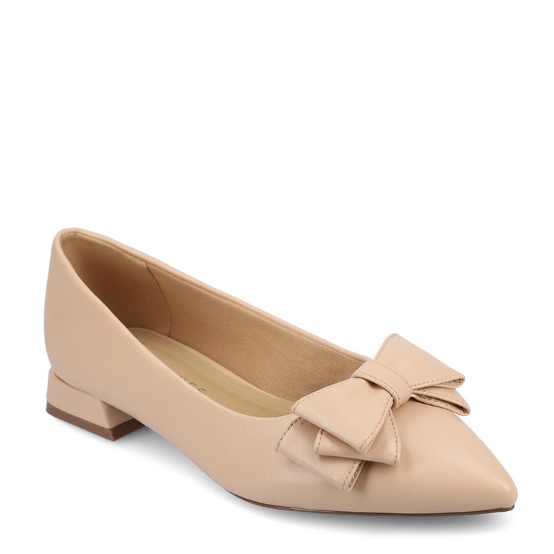 Journee Women's Ophelia Medium/Wide Pointed Toe Flat Shoes (Nude) - Size 10.0 W