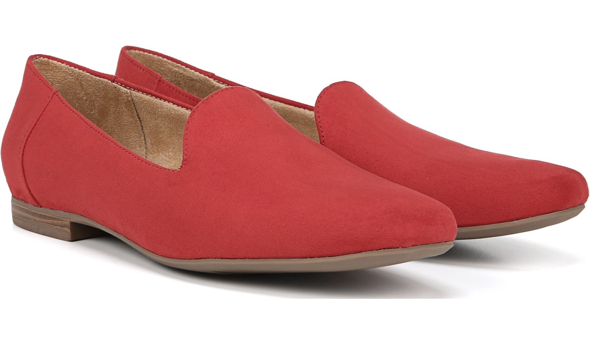 famous footwear wide width