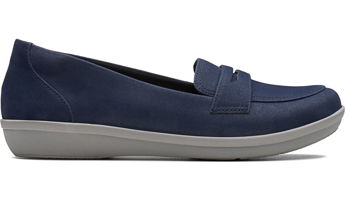 clarks ayla form loafer