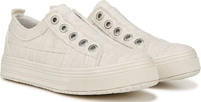 Women's Super Play Slip On Sneaker