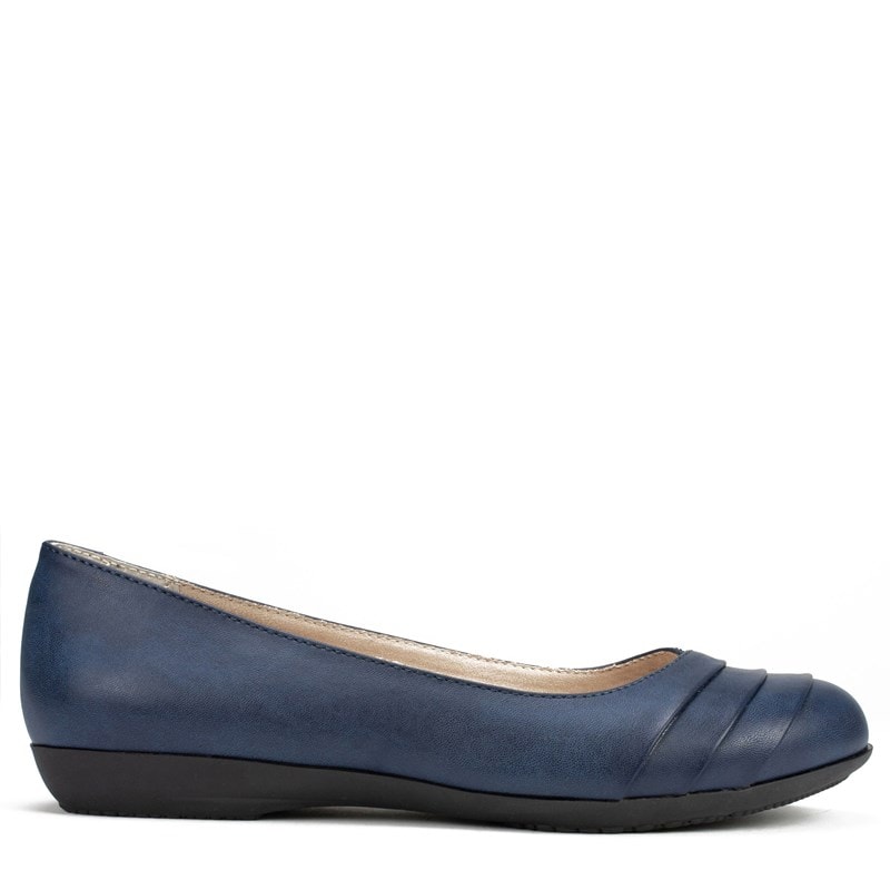 Cliffs by White Mountain Women's Clara Flat Shoes (Navy Burnished) - Size 10.0 M