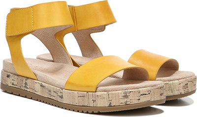 Women's Detail Medium/Wide Platform Sandal