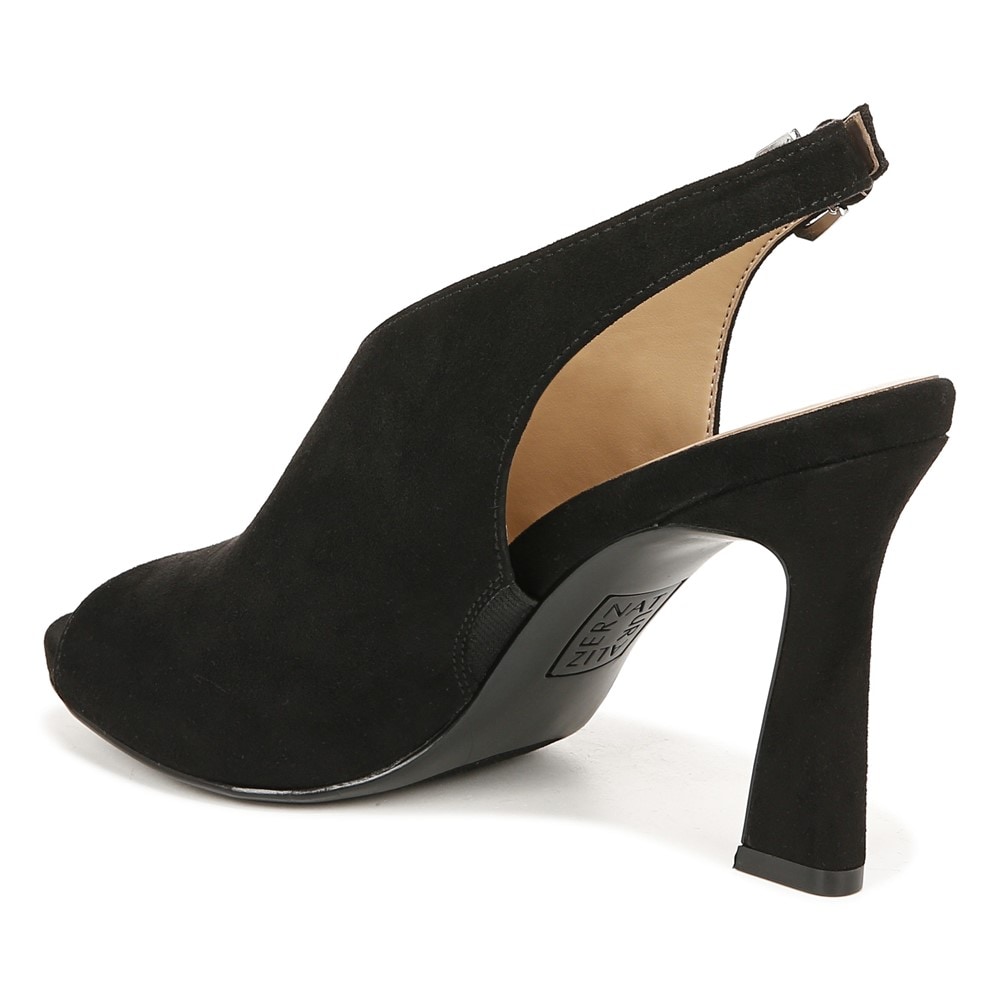 Naturalizer Women s Harvel Medium Wide Peep Toe Sandal Famous