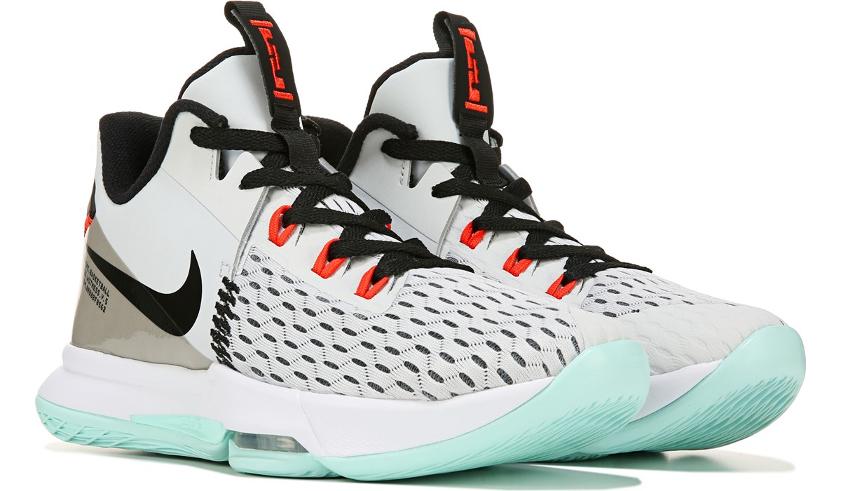 famous footwear nike