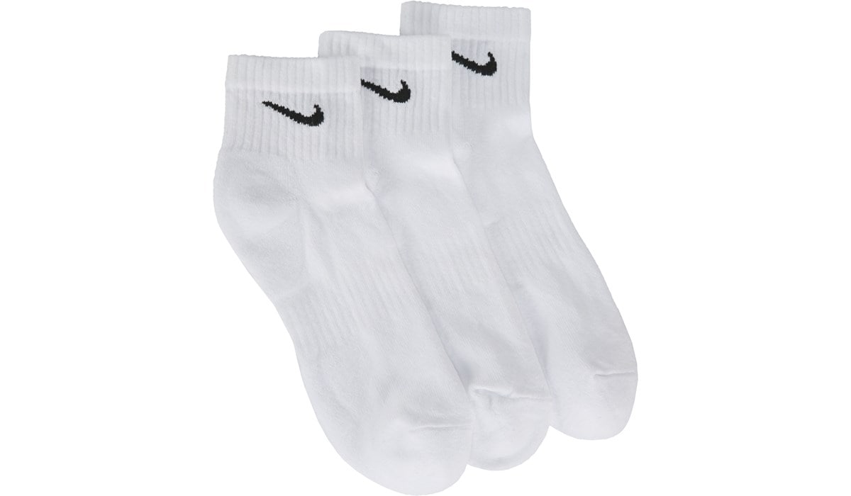 famous footwear nike socks