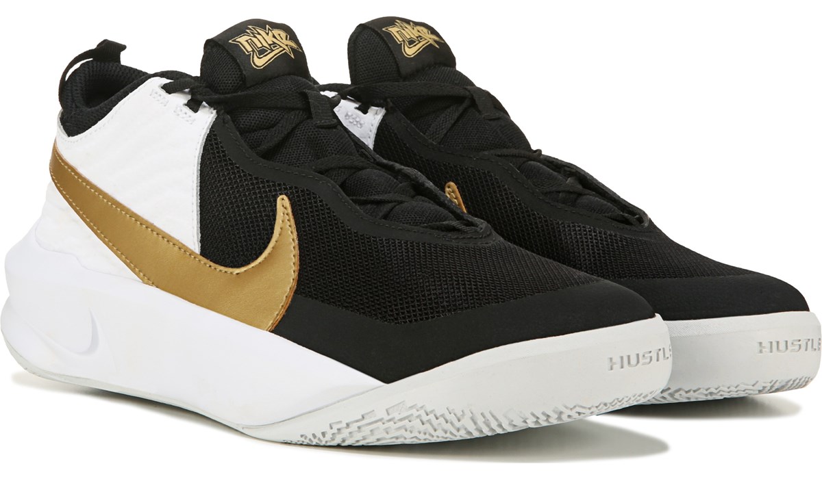 nike team hustle d10
