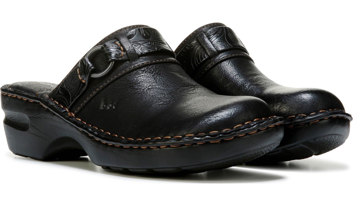 black mule clogs