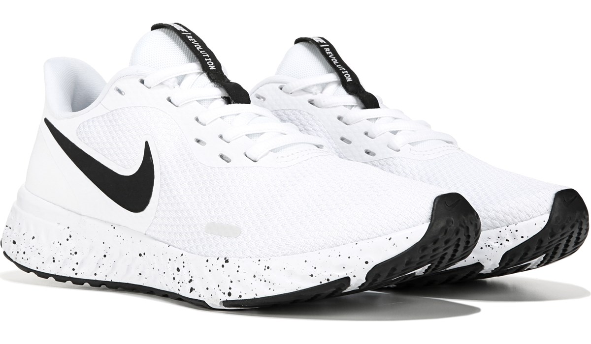 nike women's black running shoes