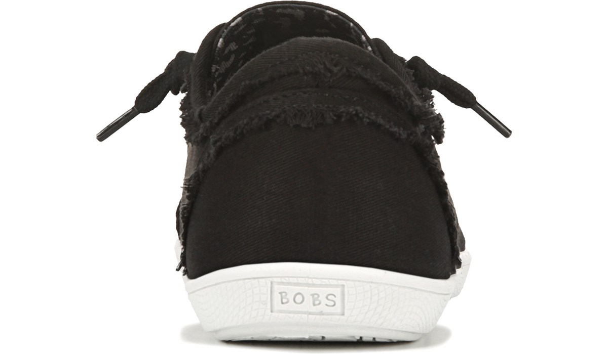 famous footwear bobs