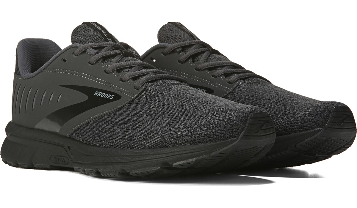 brooks signal running shoe