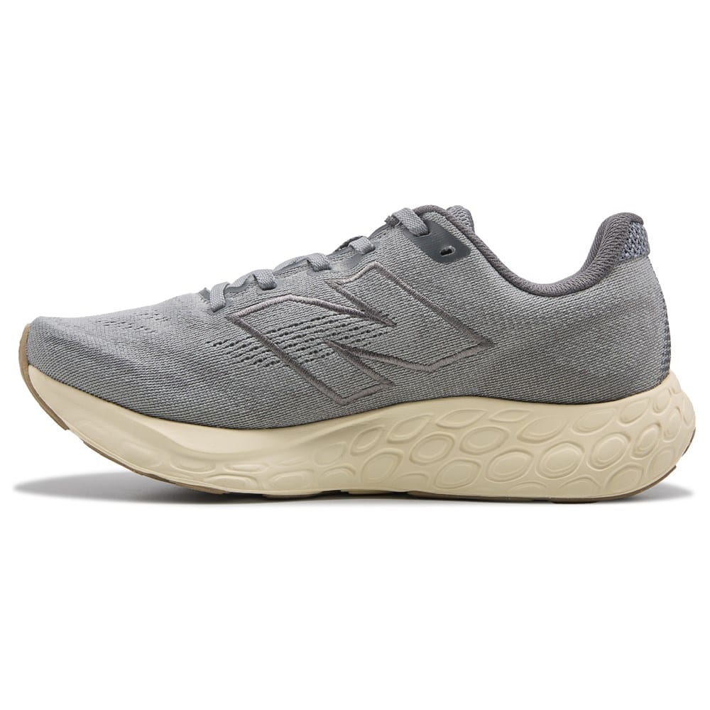 New Balance Men display picture 3