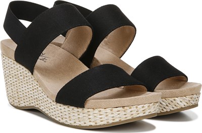 Women's Delta Medium/Wide Wedge Sandal