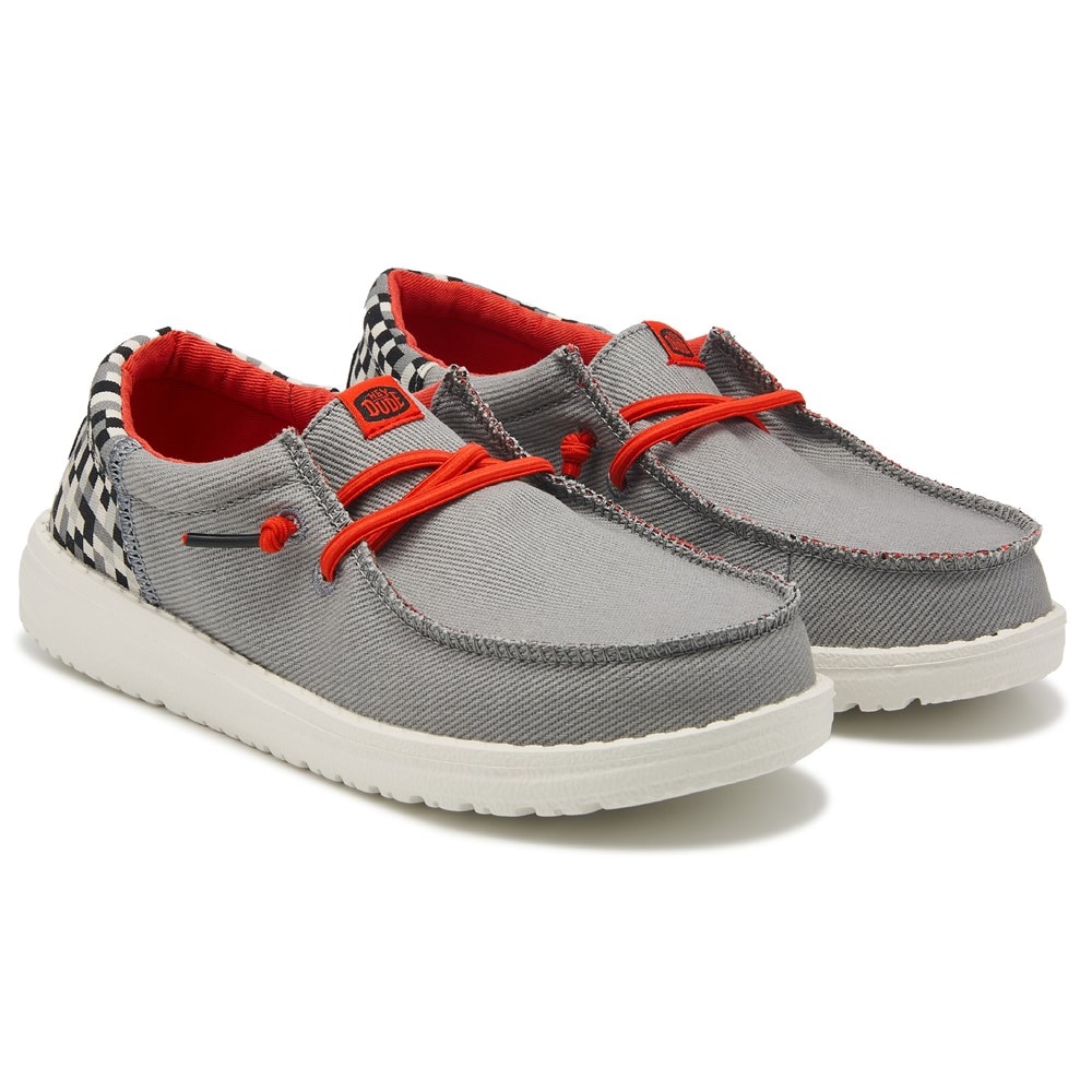 Famous footwear shoes for boys hotsell