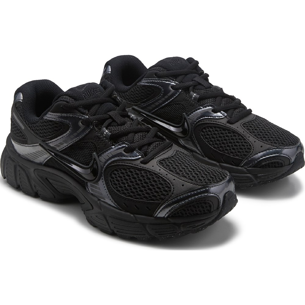 Nike Men's V5 RNR Sneaker | Famous Footwear