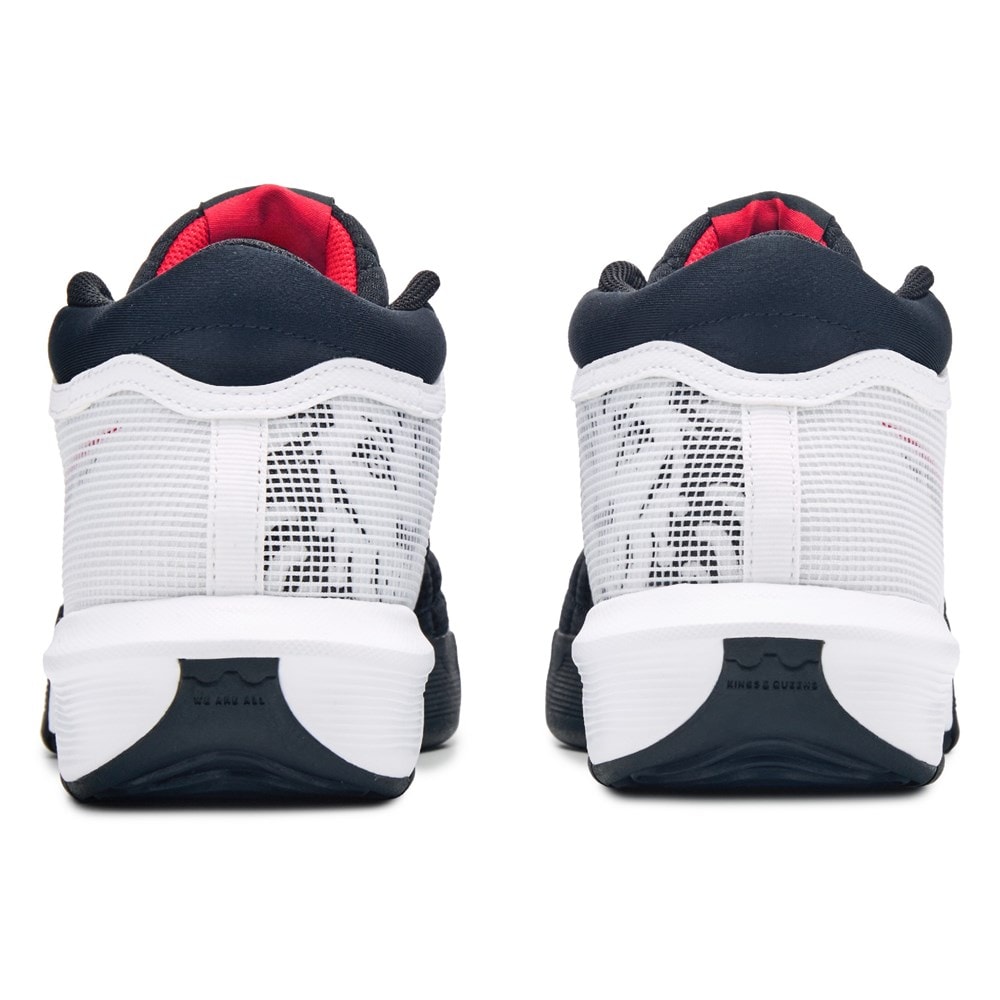 Nike Lebron Witness VIII Basketball Shoe | Famous Footwear